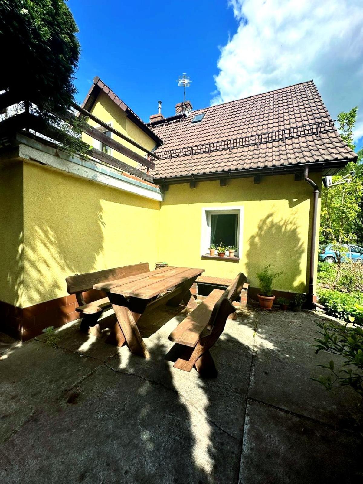 Проживання в сім'ї Zakatek